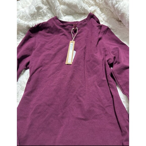 SKIMS COTTON JERSEY LONG SLEEVE T-SHIRT deep berry - Picture 3 of 4